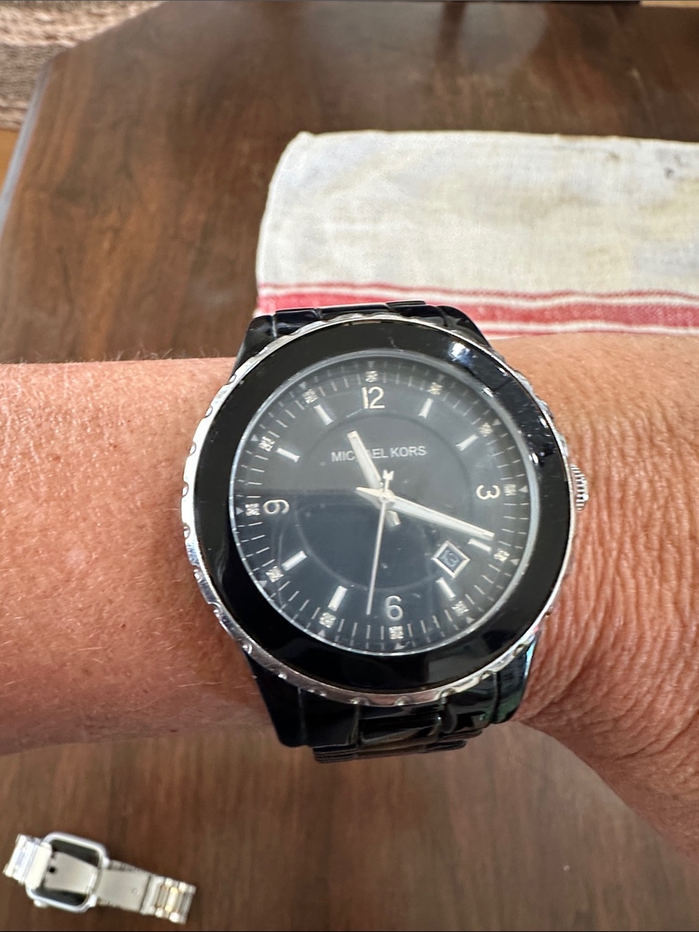 Michael Kors Black Resin Bracelet Watch with Silver-Tone Bezel - Picture 7 of 10